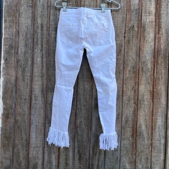BLANKNYC white crop girlfriend jean - Picture 5 of 15